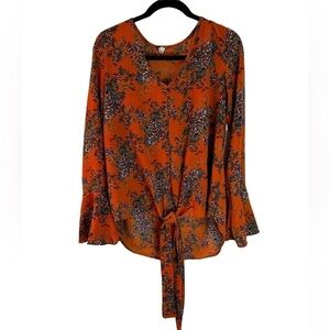 💜 3/$15 ACTING Pro size medium floral print blouse